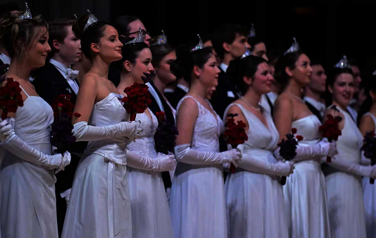 Vienna Opera Ball Swarovski tiaras debutantes